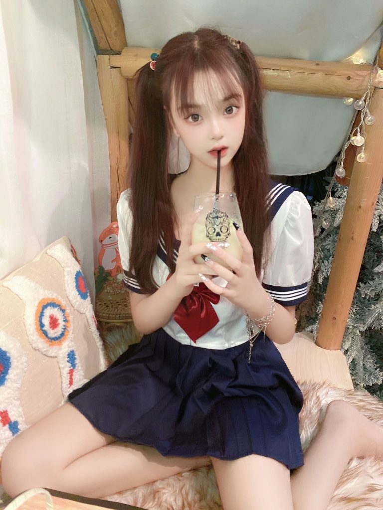 广州外围 萝莉小纯05兼职相关配图