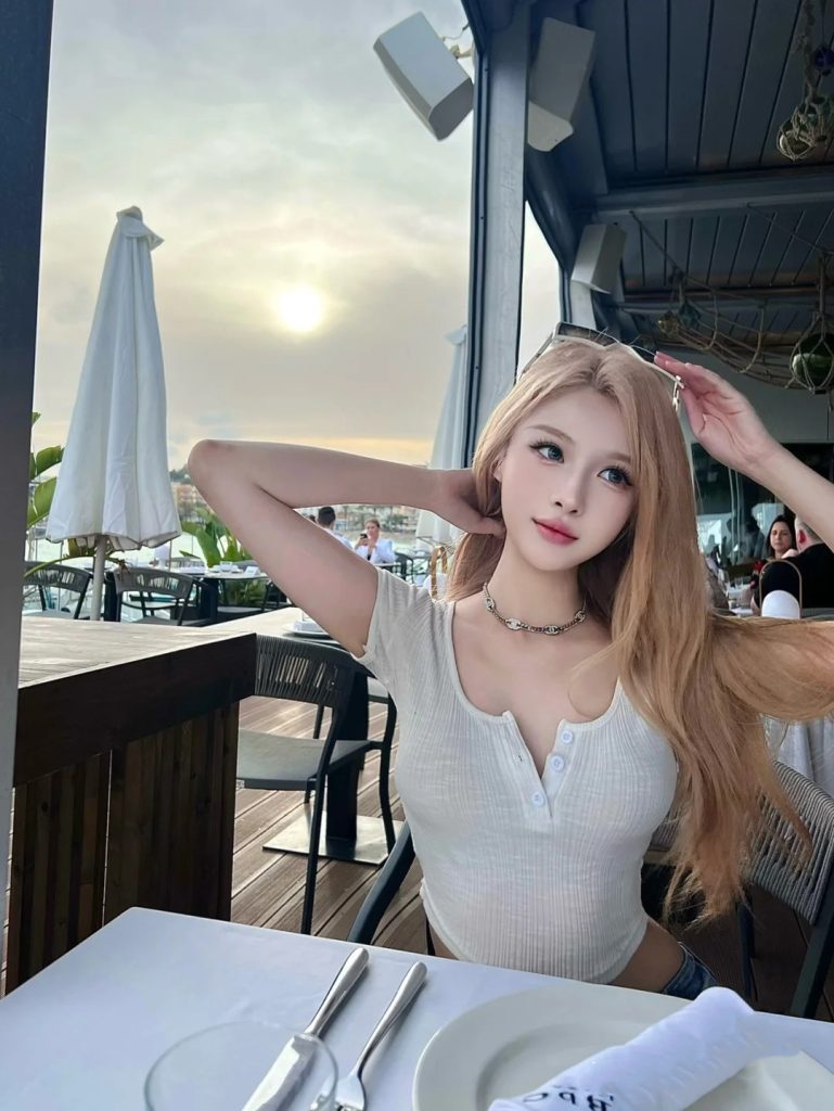 杭州外围清纯肤白 气质甜美女朋友feel🥰相关配图