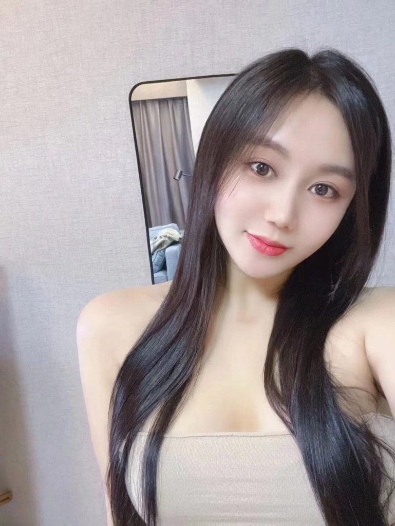 广州外围怡怡素颜仙女可纯可御相关配图