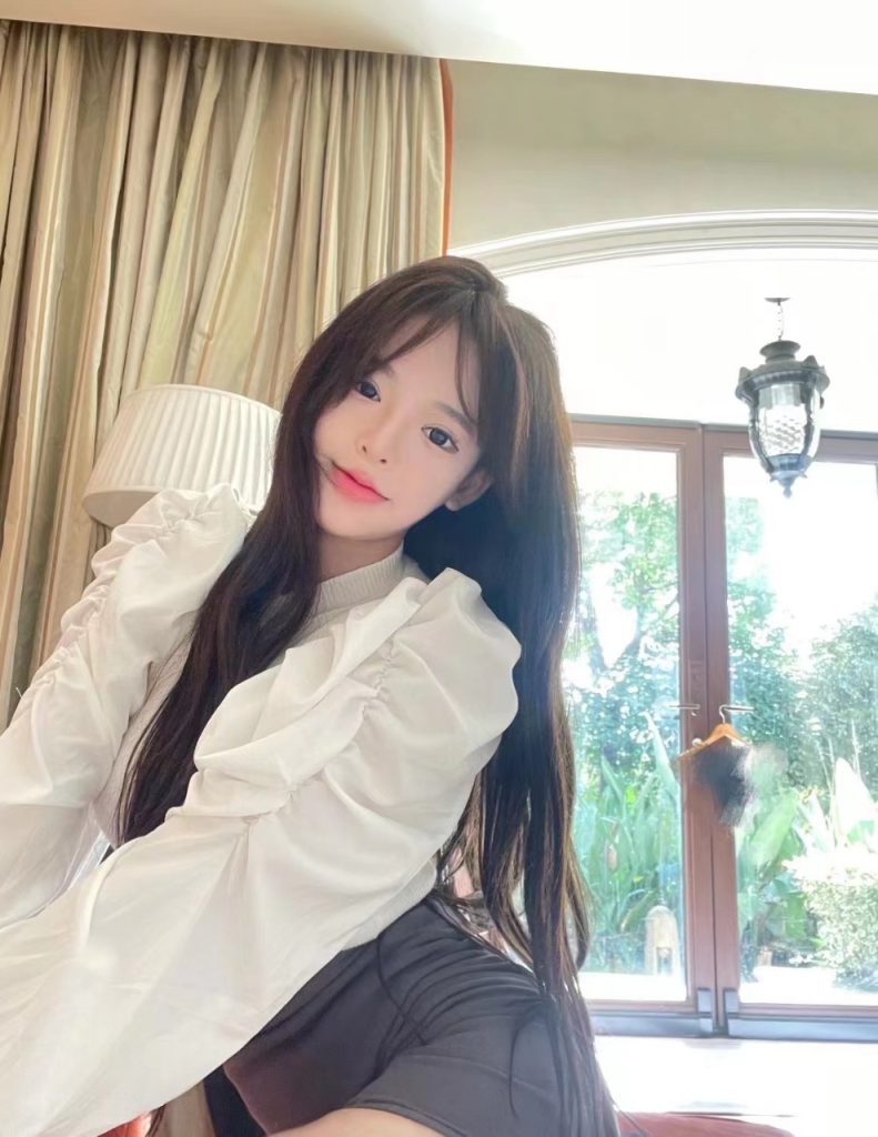 北京高端外围气质小美女相关配图
