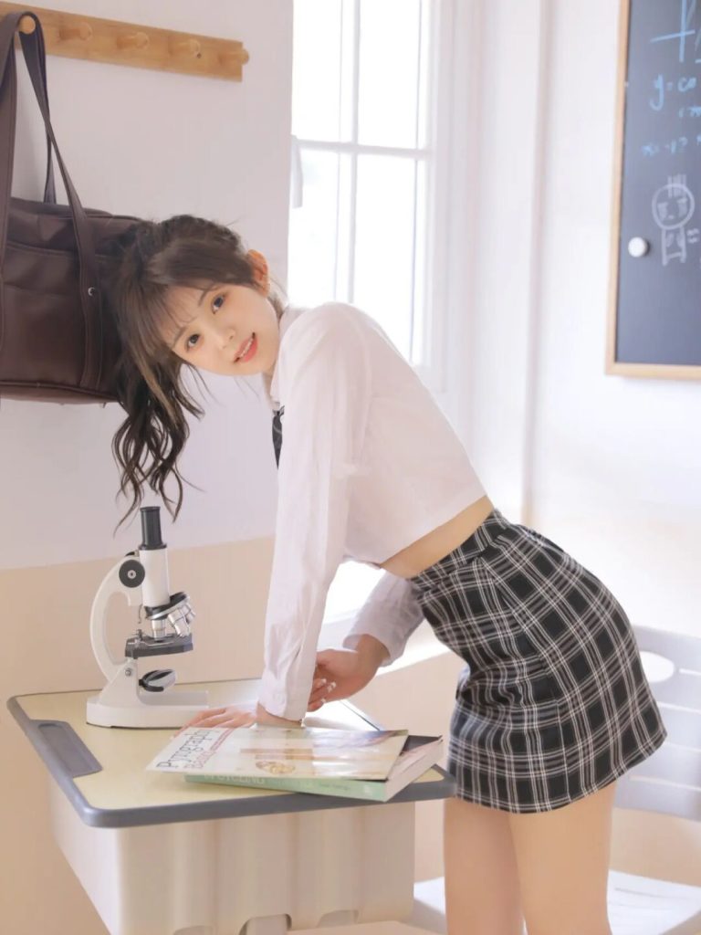 北京高端外围清纯小学妹相关配图