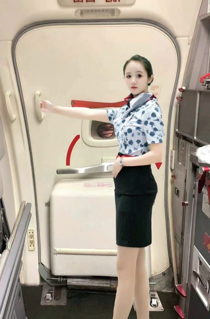 深圳外围 东航清纯小空乘相关配图