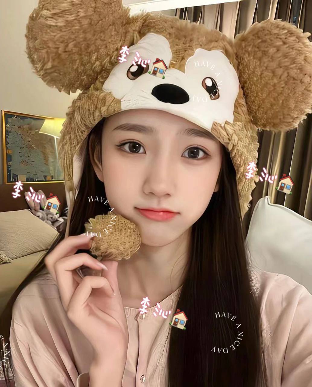 成都女模张婧：气质优美走红网络