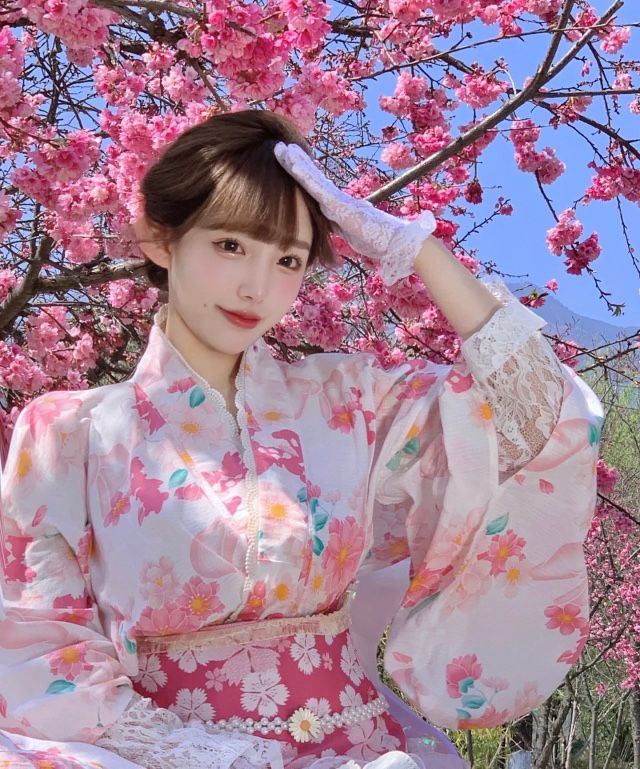 深圳外围  日本甜美天然无整临时兼职留学生