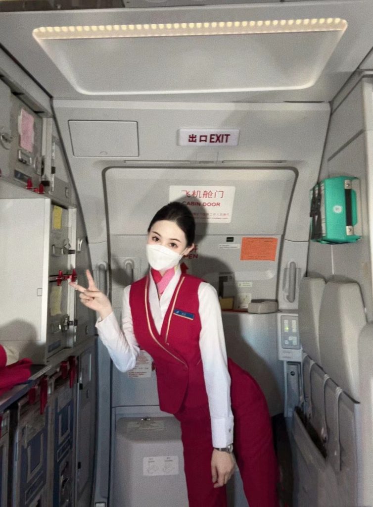 南京外围 南航空姐 第一次下海相关配图