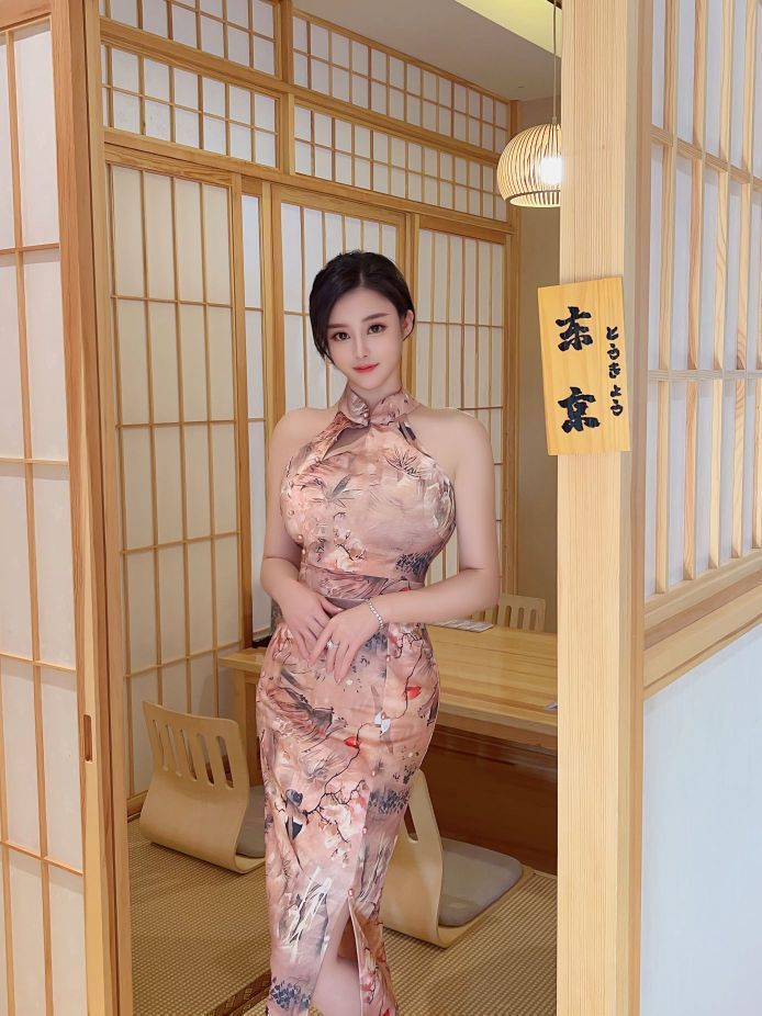 广州外围 纯天然无纹身 甜美乖巧御姐相关配图