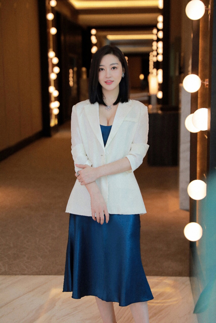 上海外围 艺名珊珊 特服女王相关配图