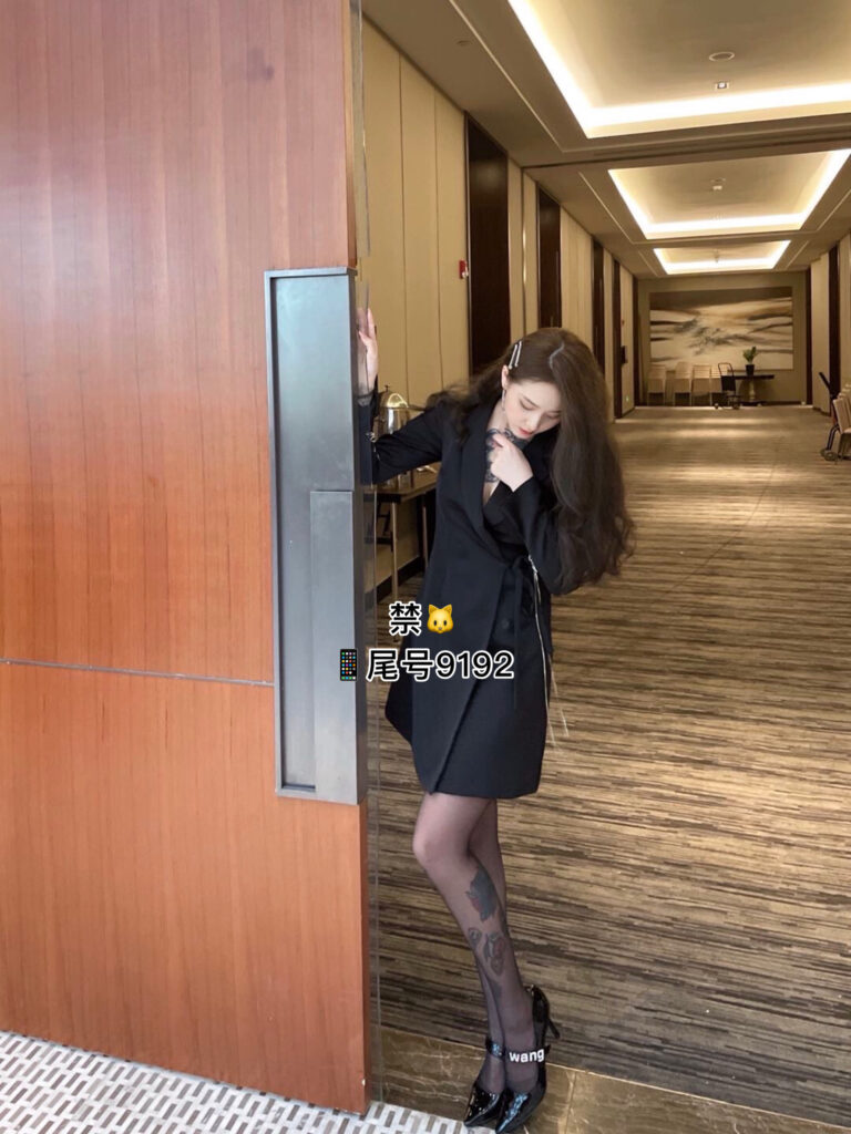 南京外围 纹身师兼职 健身达人 蜜桃臀相关配图