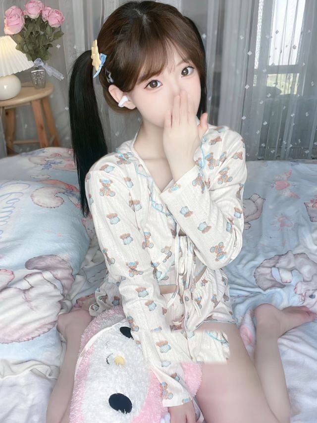 南京外围 懵懂无知乖巧听话水嫩嫩在校学生