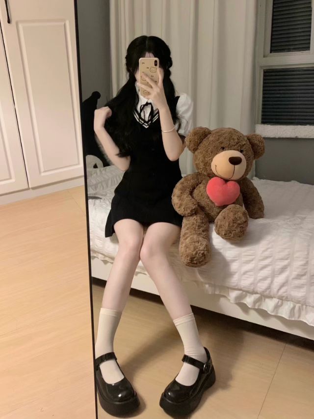南京外围 懵懂无知乖巧听话水嫩嫩在校学生相关配图