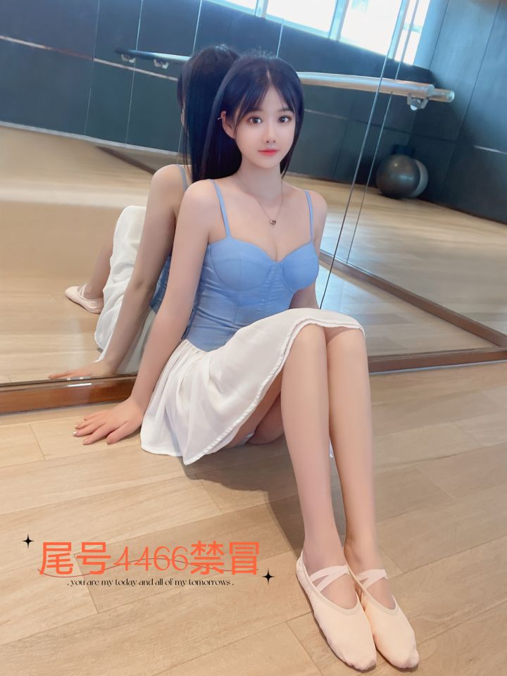 长春外围 皮肤白皙光滑性格温柔在校学生妹相关配图