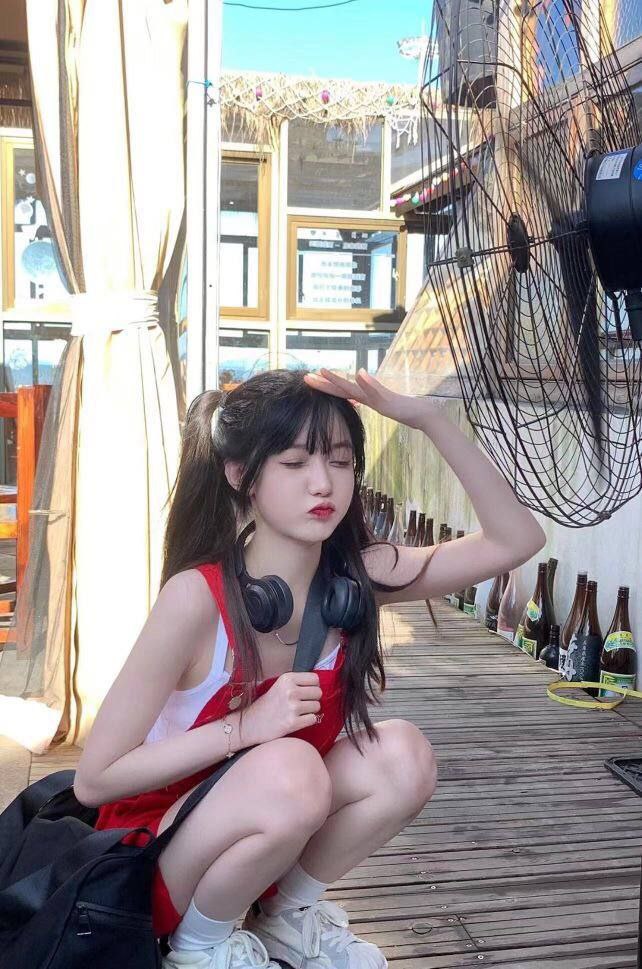 武汉外围03萝莉清纯小可爱