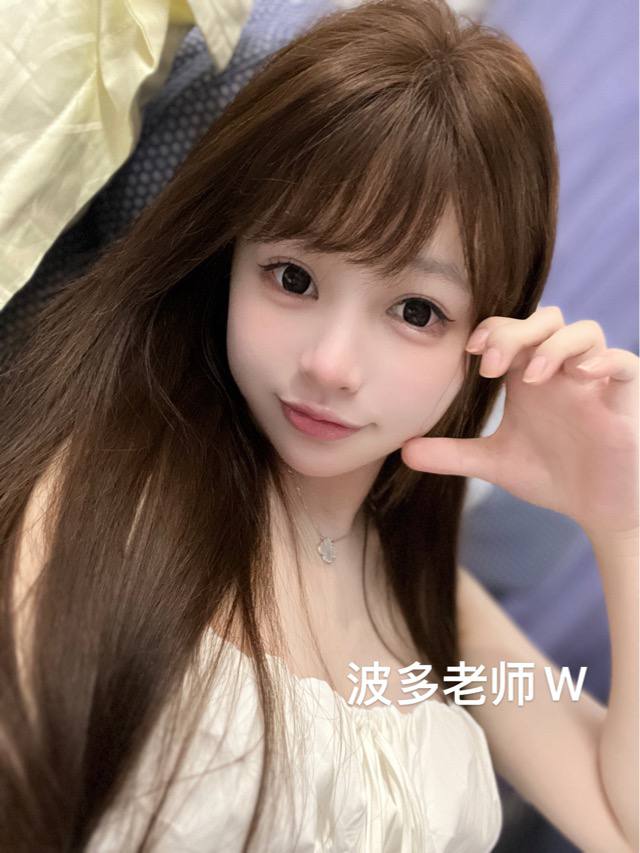 上海外围170E童颜巨乳波多老师相关配图