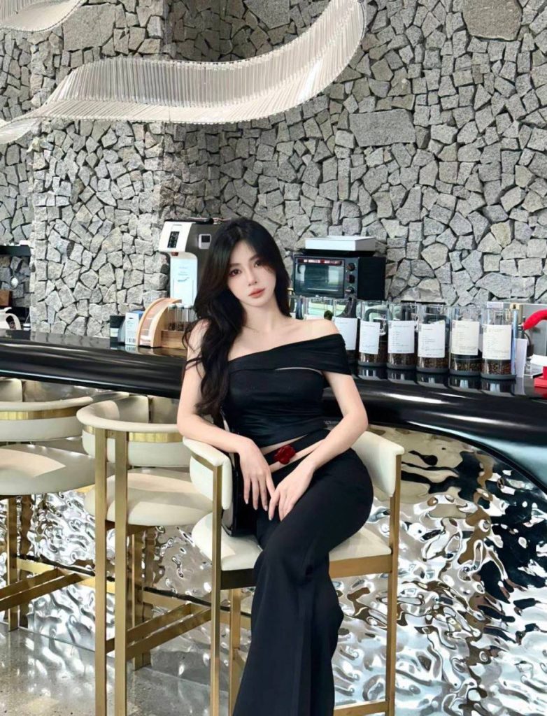 厦门外围极品清纯大蜜气质女友型相关配图