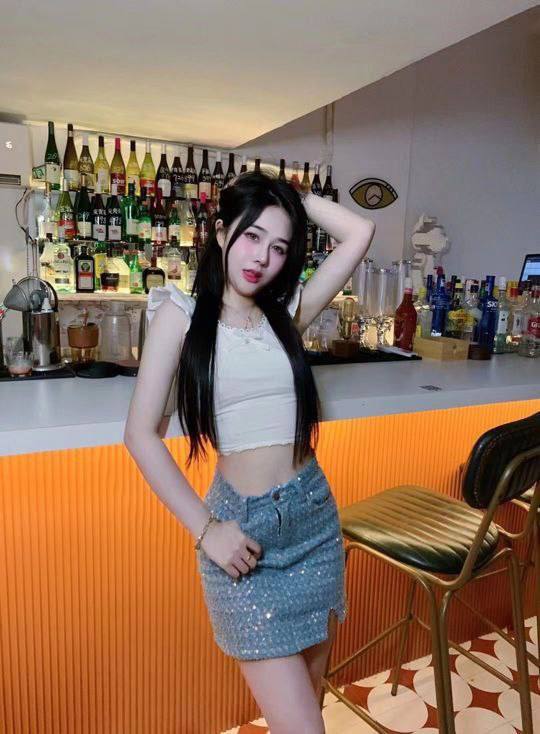 福州外围网红美少女可盐可甜相关配图