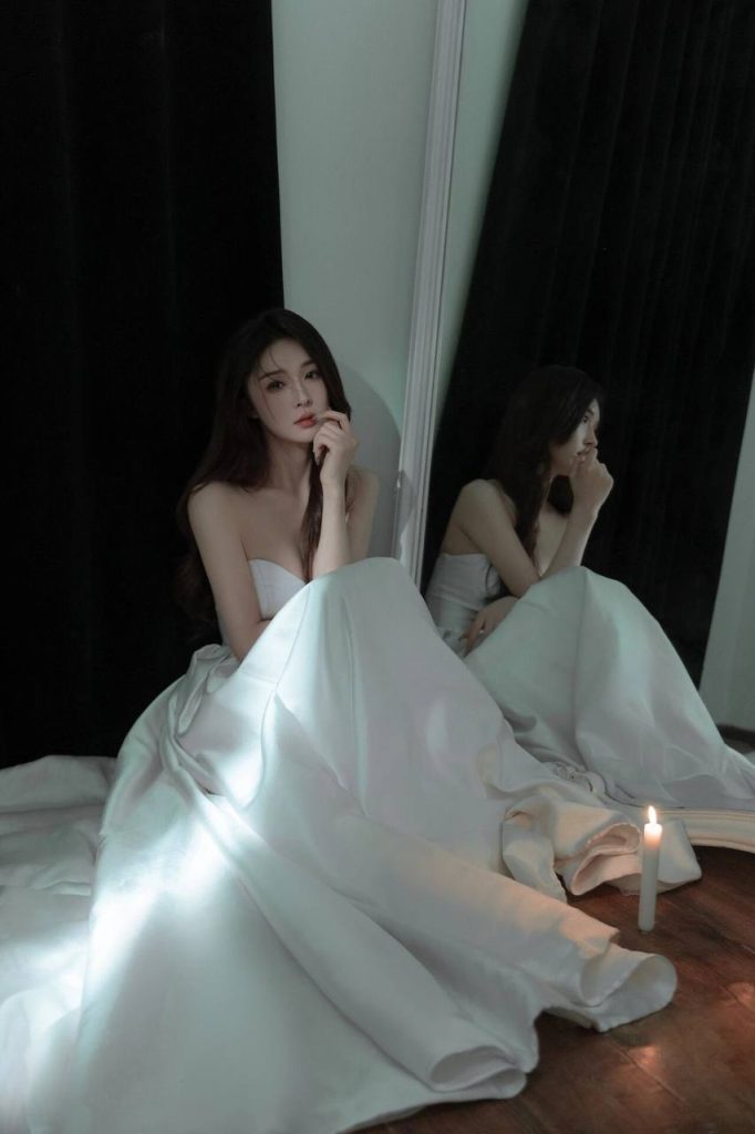 青岛外围03极品白小纯性感女友款相关配图