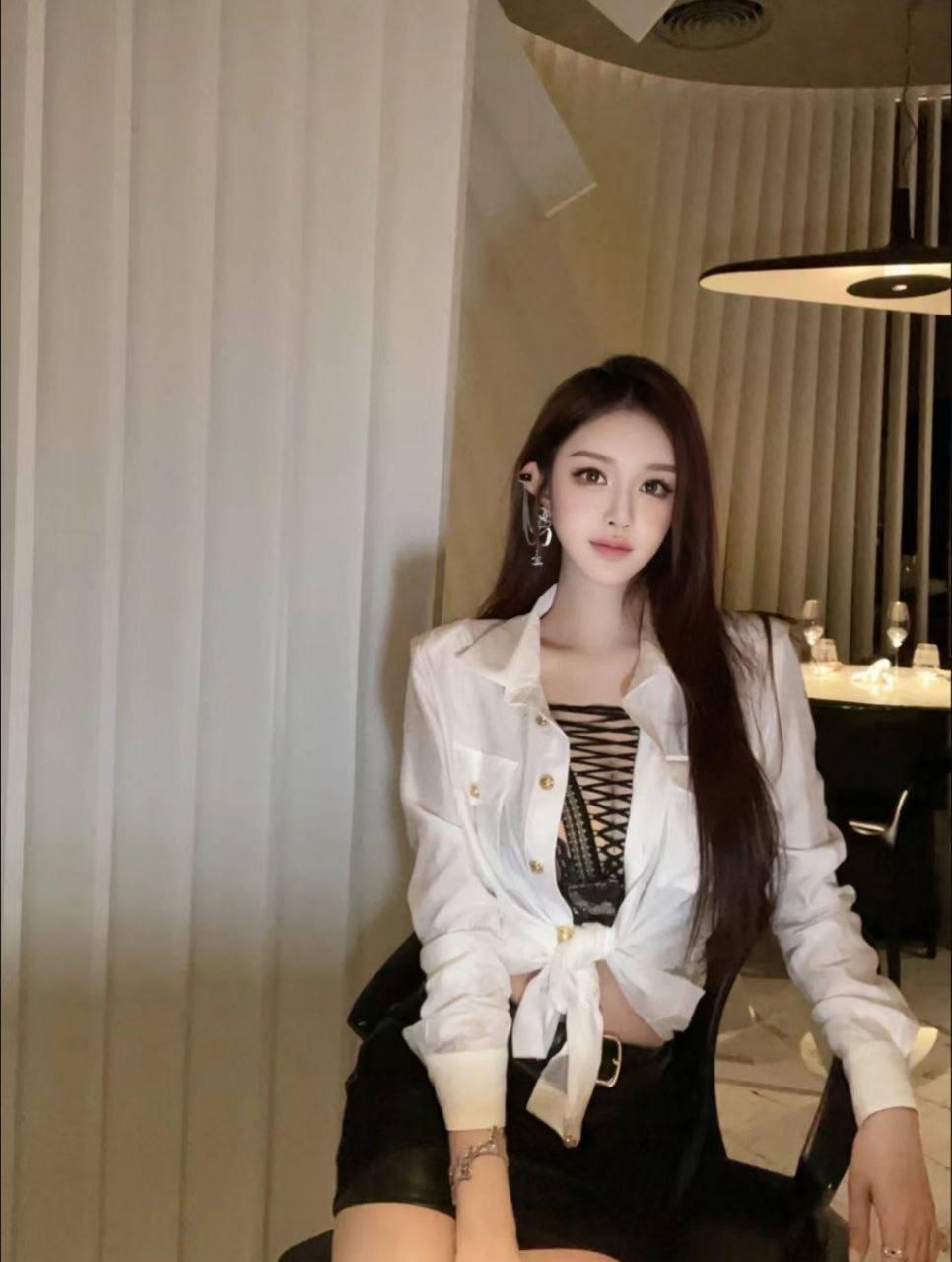 西安外围有颜值有身材极品性感女郎