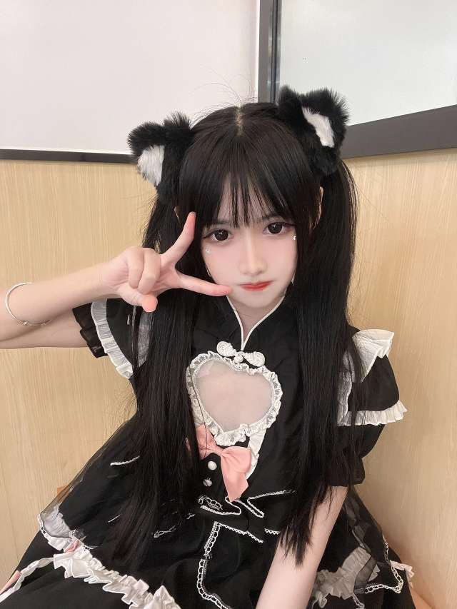 苏州外围06 165C 肤白萝莉 筷子腿小蛮腰相关配图
