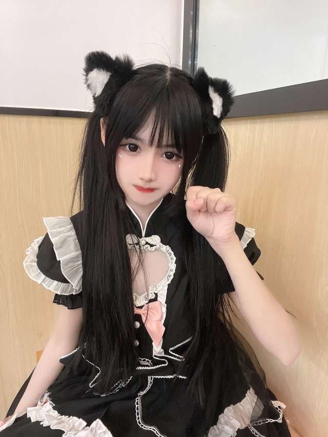 苏州外围06 165C 肤白萝莉 筷子腿小蛮腰相关配图