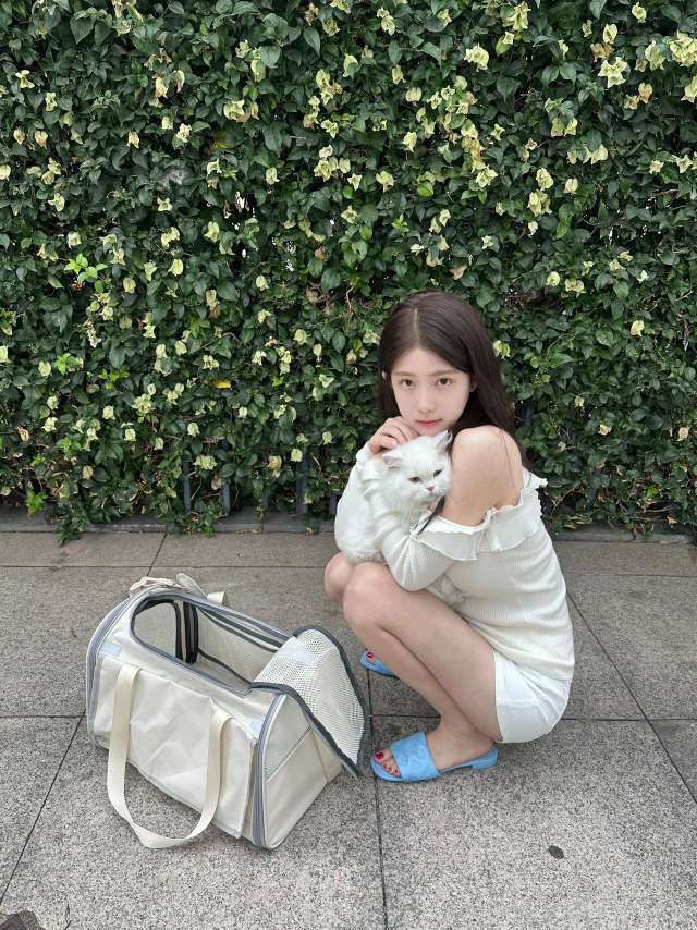 杭州外围172D 真实04年学生性格开朗声音甜美相关配图
