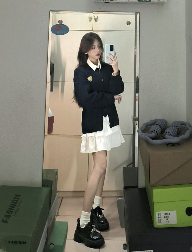 广州外围06学妹Jk白月光清纯动人初恋的味道相关配图