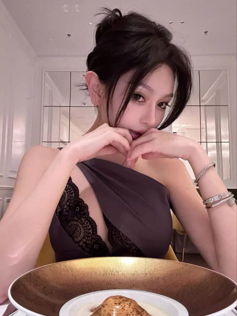 南京外围极品兼职❤️网红大G可纯可御相关配图