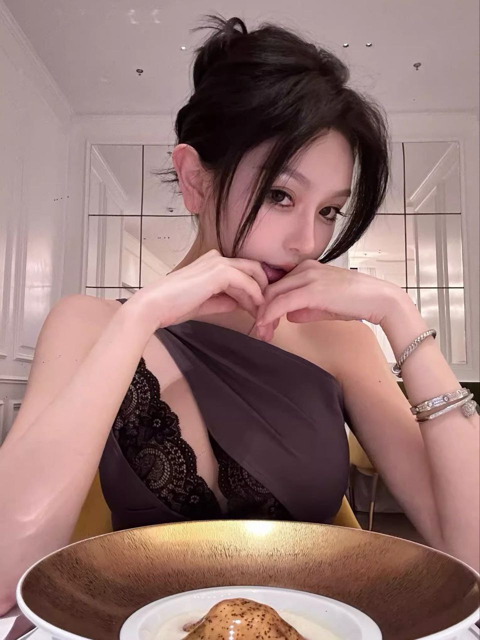 南京外围极品兼职❤️网红大G可纯可御
