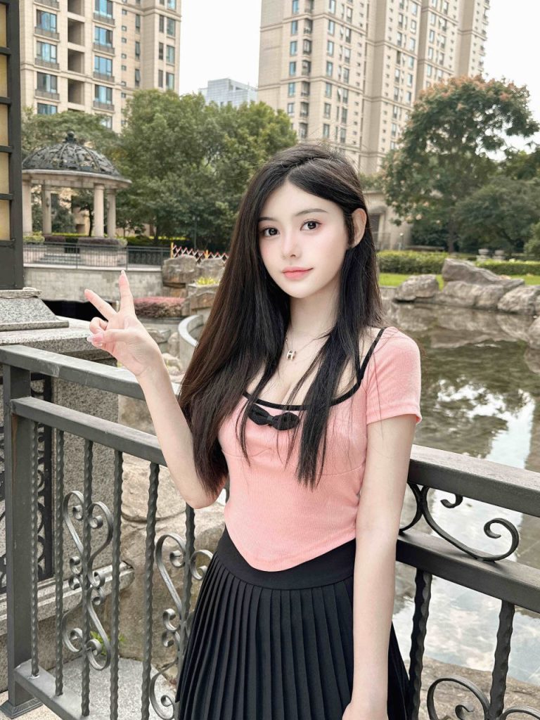 上海外围00年小纯贴心初恋女友相关配图