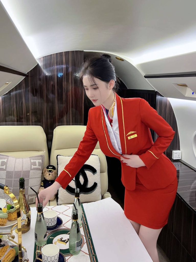 深圳外围172南航空姐兼职01嫩妹相关配图