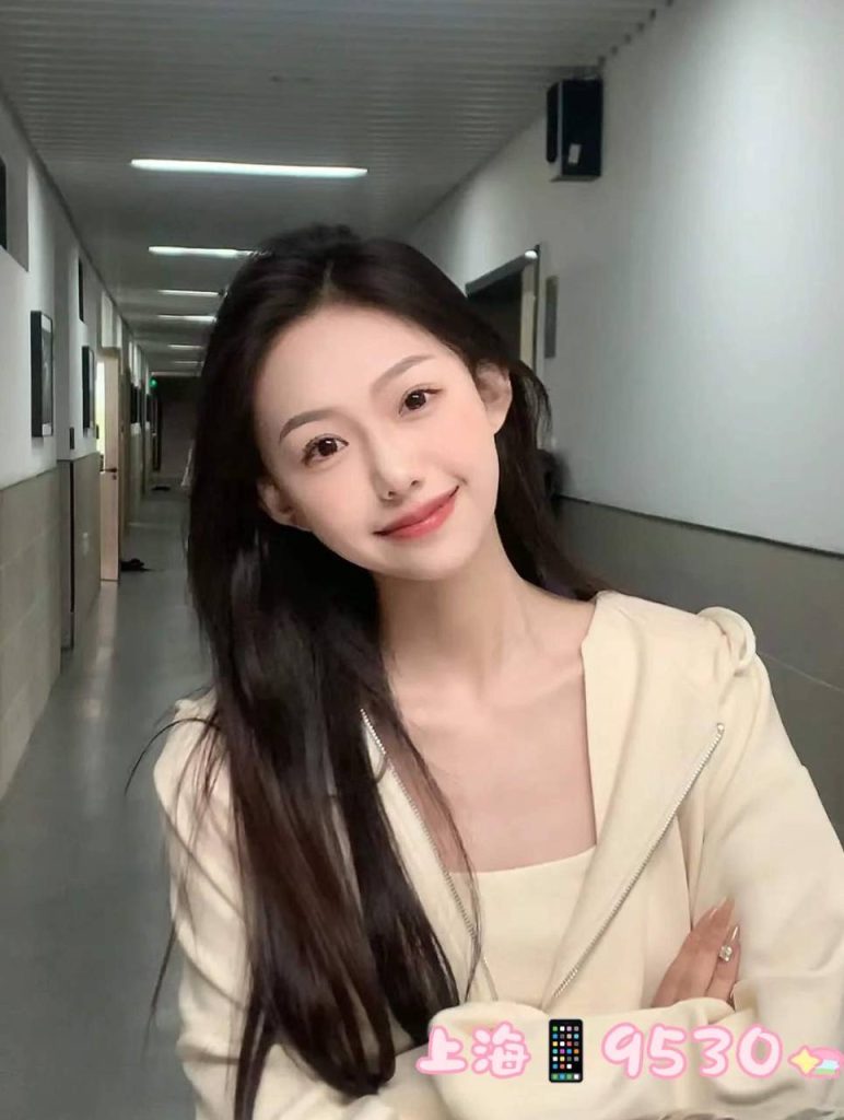 上海外围兼职校花长腿高素质江南女生相关配图