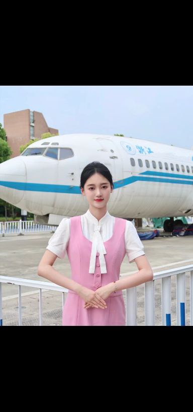 上海外围 00后空姐小七相关配图