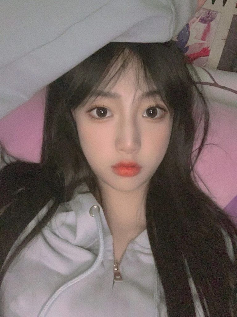 南京外围超级品纯欲系小女友相关配图