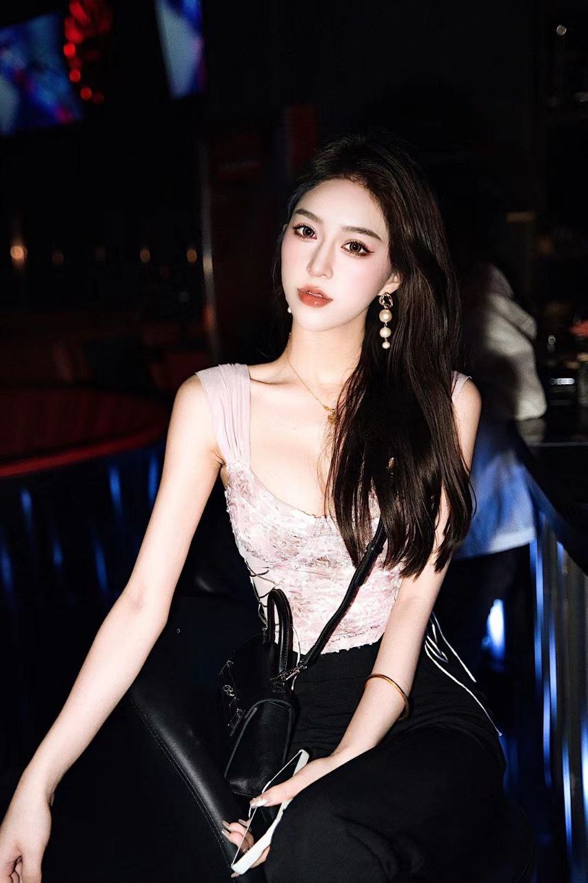 北京外围175真E翘臀00极品清纯大米气质大牌女友型