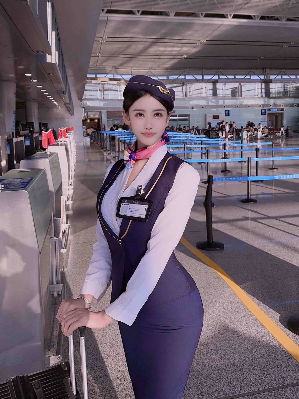 上海外围南方航空在职空姐魔鬼身材大长腿