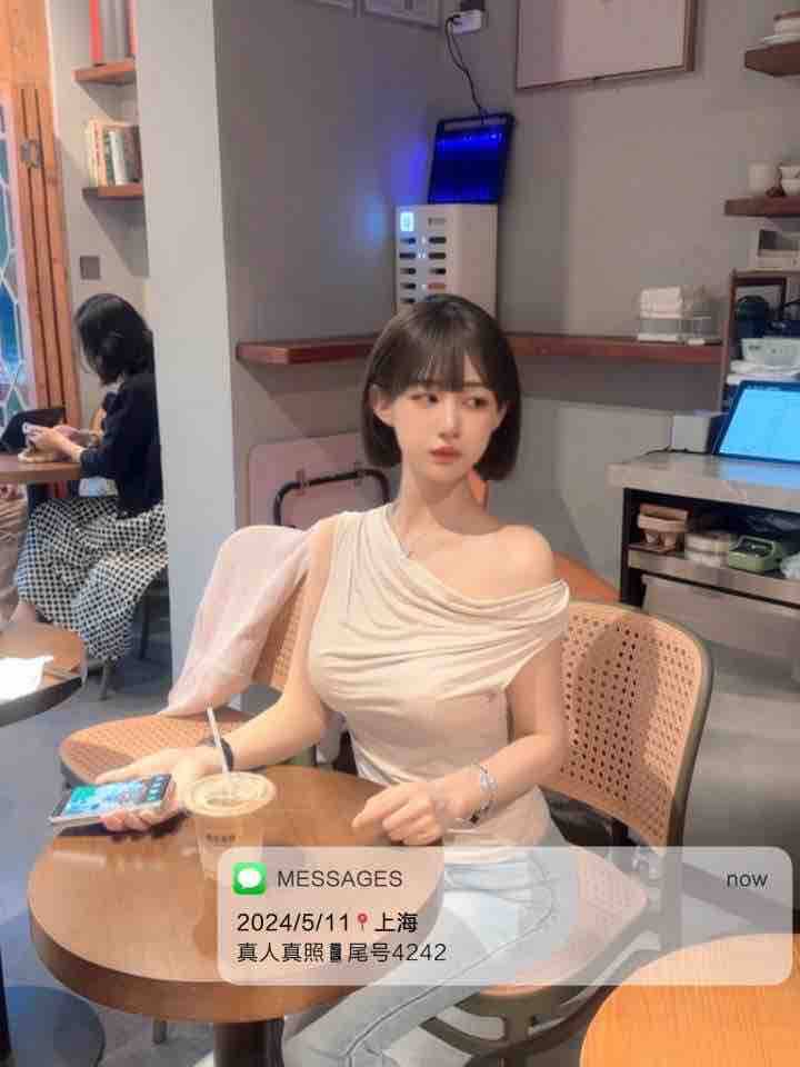 上海外围03清纯少女🎀 慾辣魔女 相关配图
