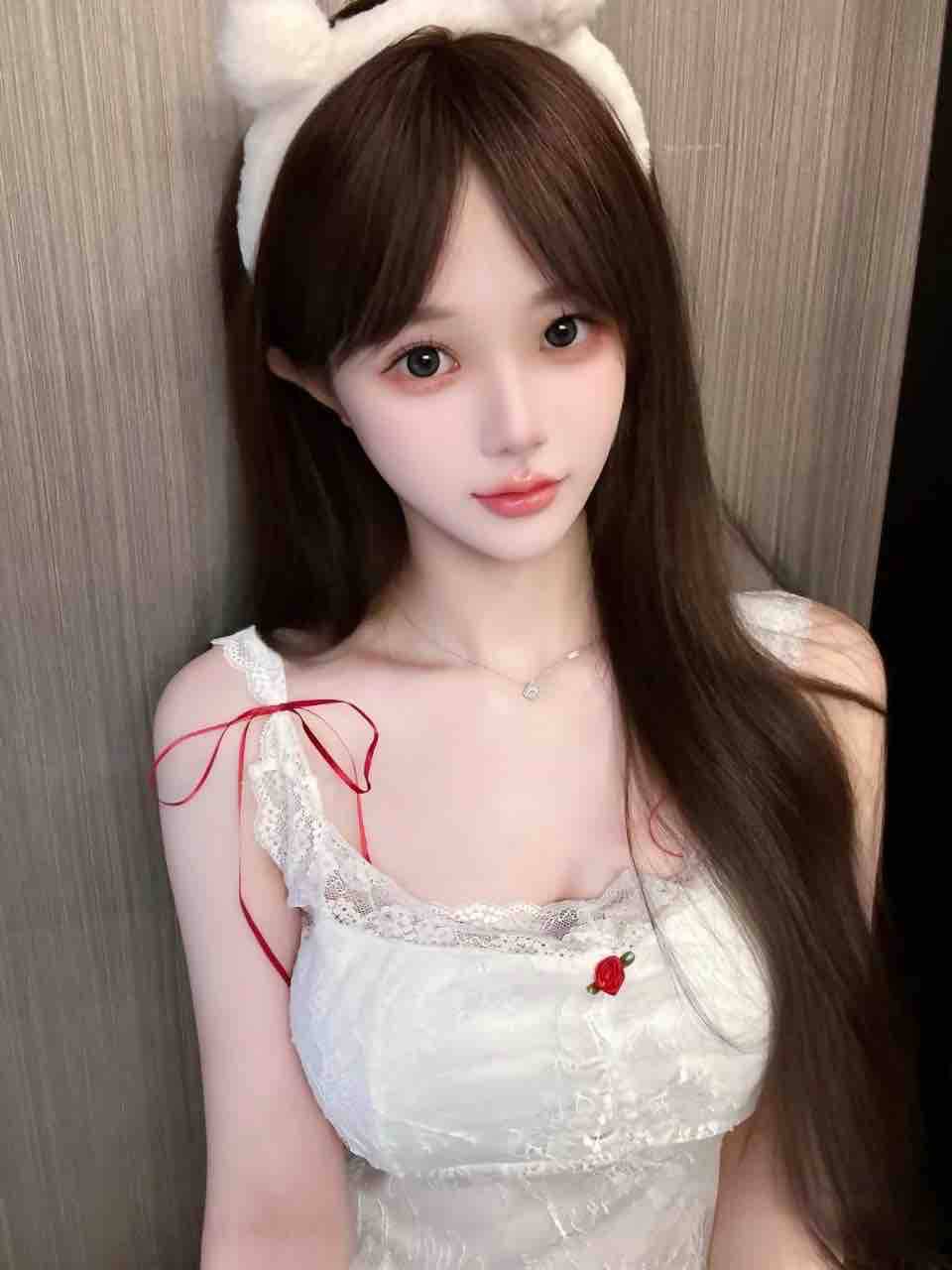广州外围04年，A4腰 筷子腿，天然无整
