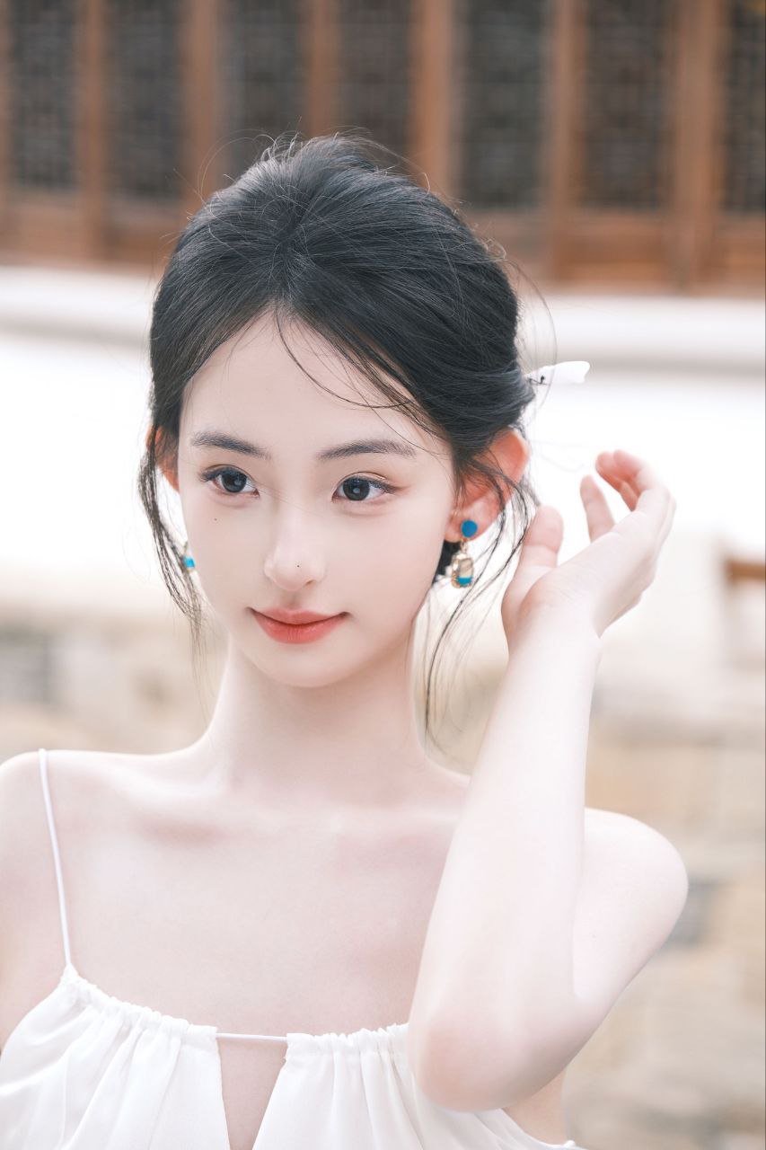 深圳外围 超级极品纯天然甜美单纯宝藏女孩