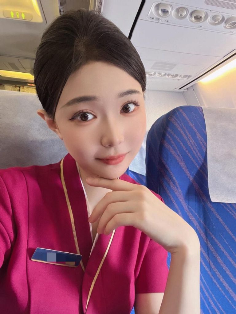 广州外围南航空姐菲菲176大E气质非凡相关配图