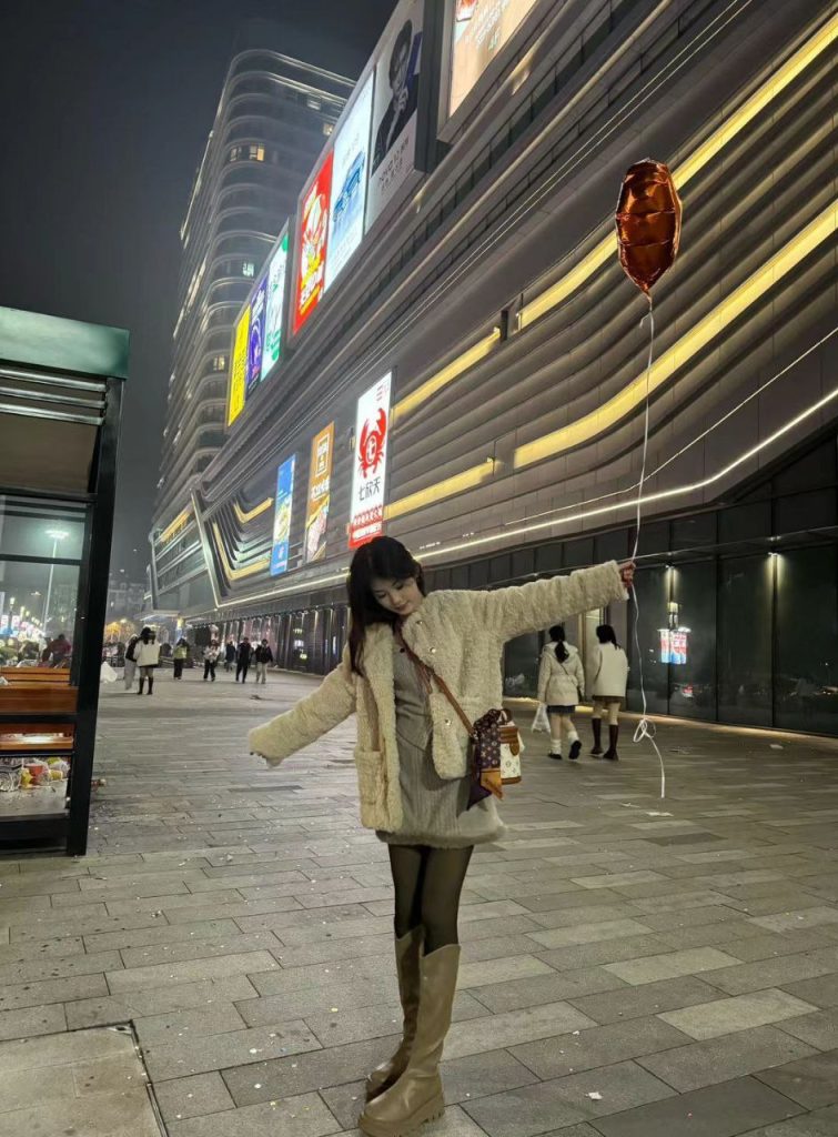 南京外围06天生敏感体质！时尚大气相关配图