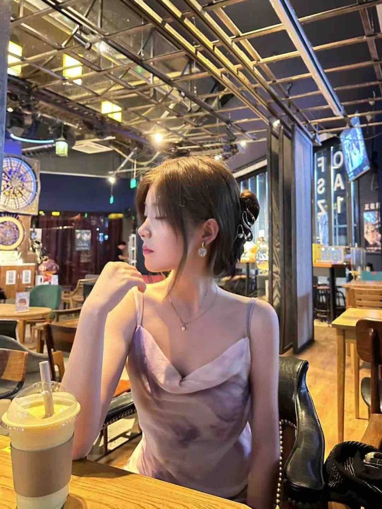 无锡外围06学妹天然大长腿相关配图