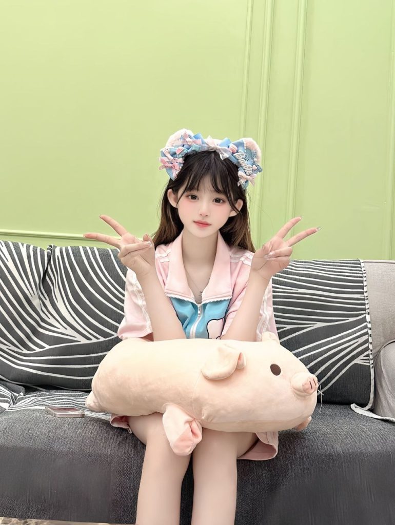 北京外围08/167/80 极品筷子腿小萝莉相关配图