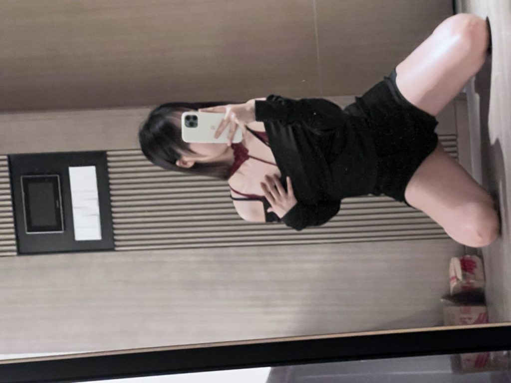 杭州外围04年 温柔似水的南方妹妹人美声甜相关配图