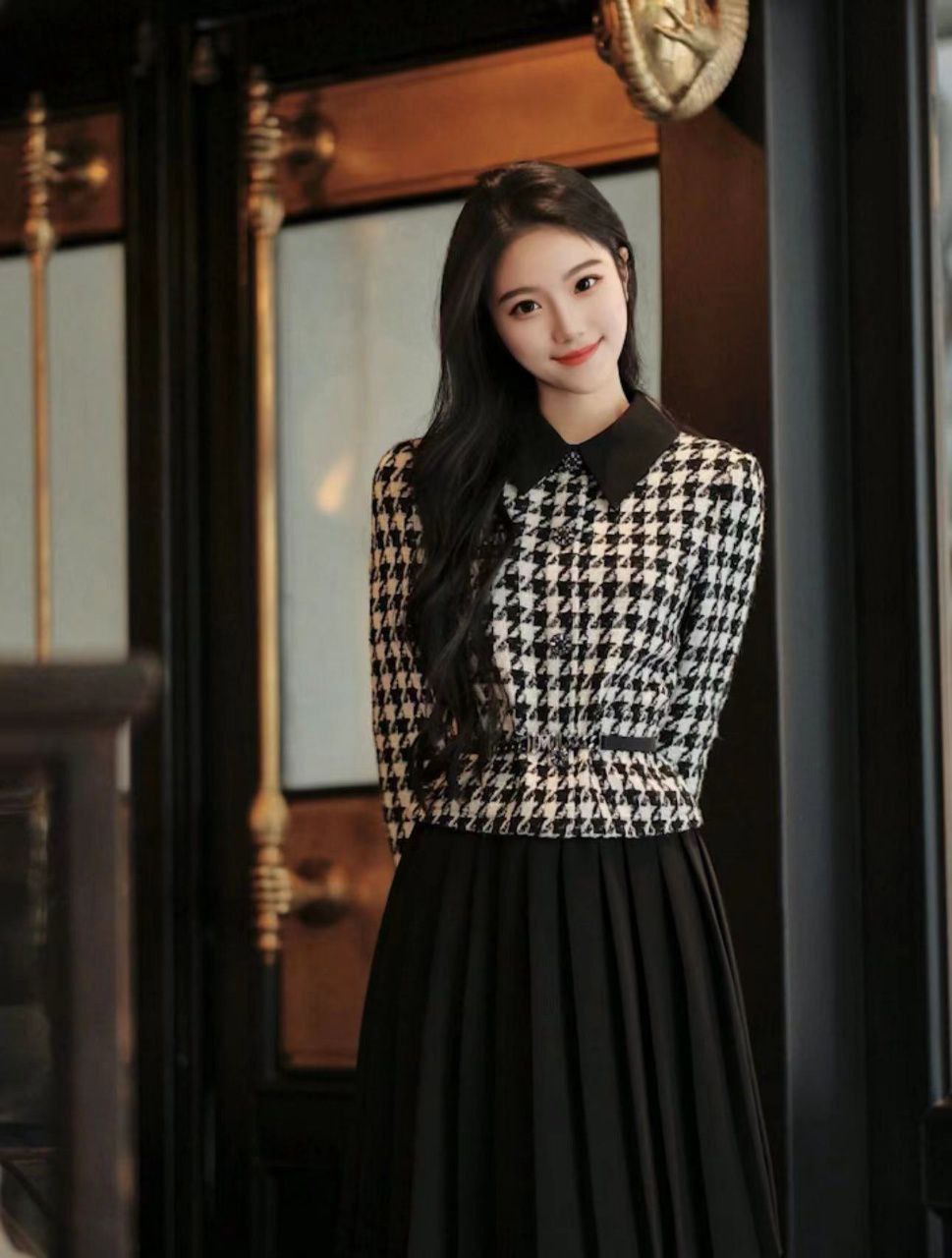 天津外围 05年176D 清纯童颜美少女