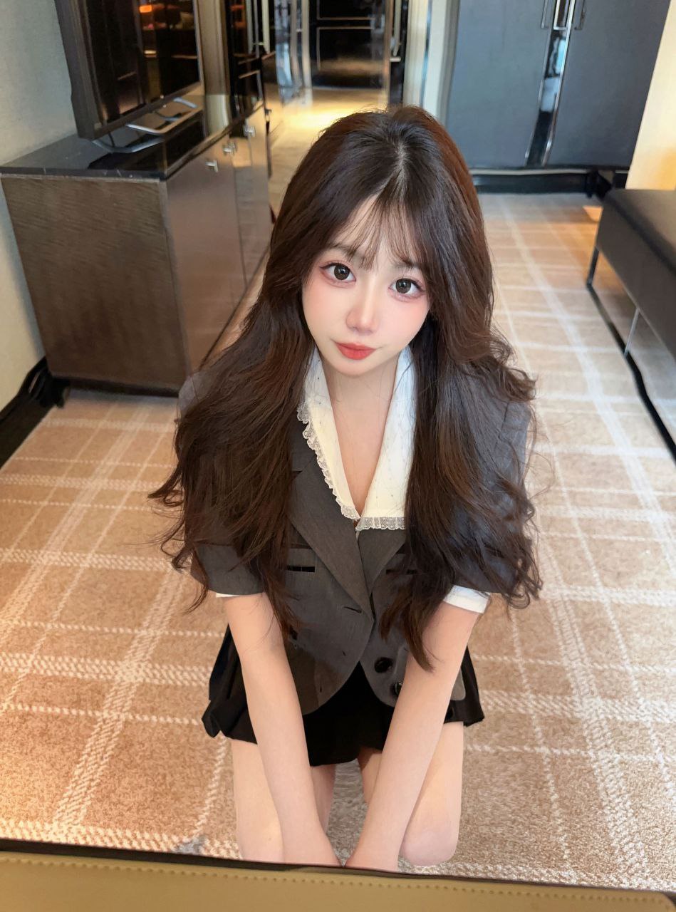 广州外围 游戏博主 纯天然童颜巨乳