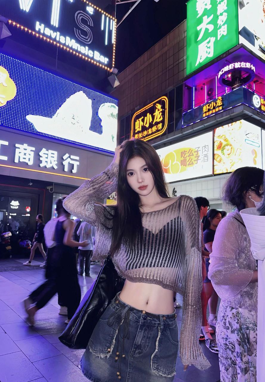 北京外围04学妹兼职 小巧可爱多才多艺