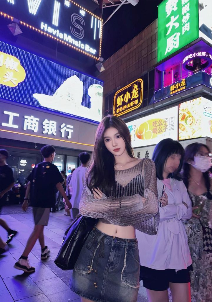 北京外围04学妹兼职 小巧可爱多才多艺相关配图