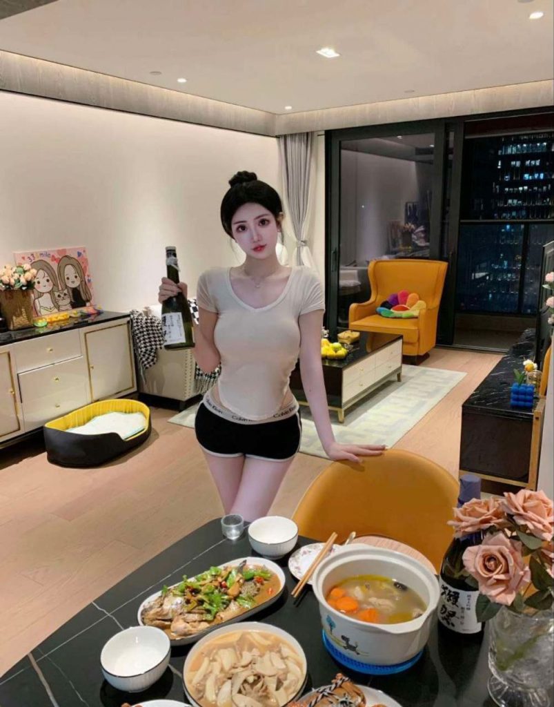 北京外围 极品纯欲首开 171 真胸大E 可纯可欲相关配图
