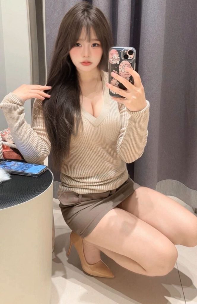 深圳外围 首开极品童颜巨🐻楚楚 07元气少女相关配图