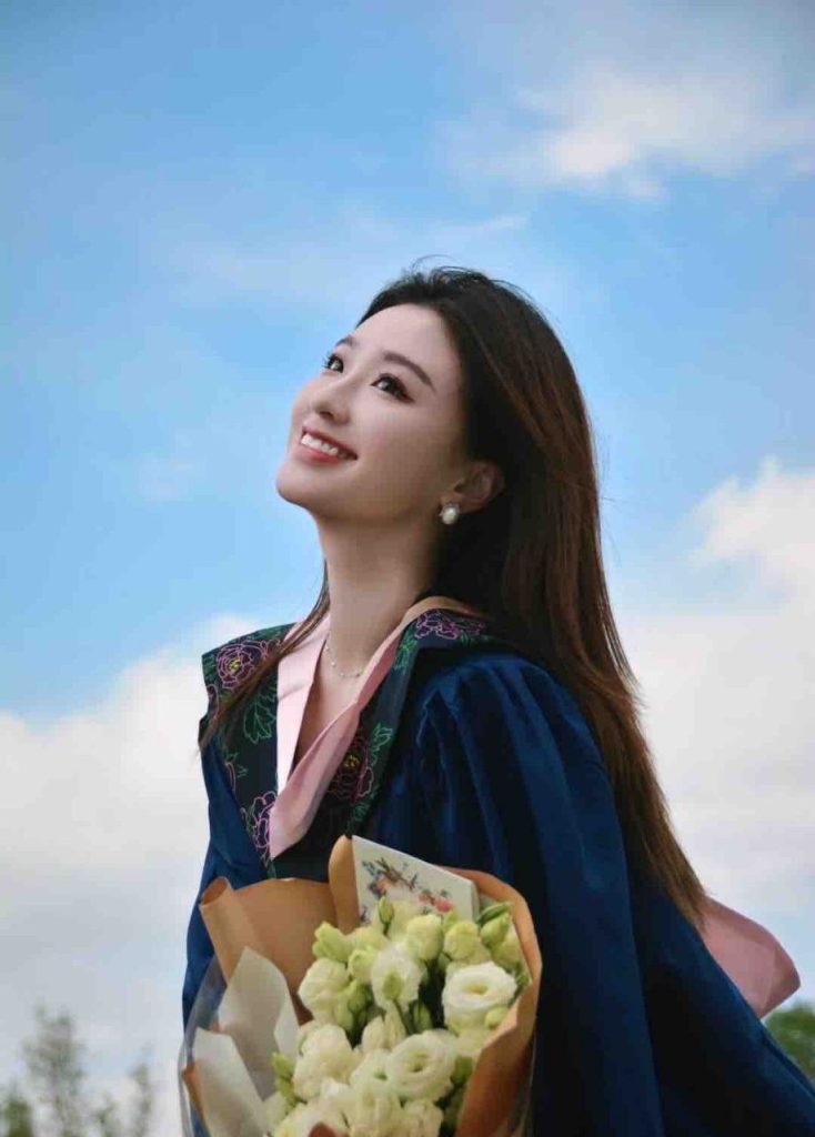 南京外围 02年172 高学历高素质 时尚御姐相关配图