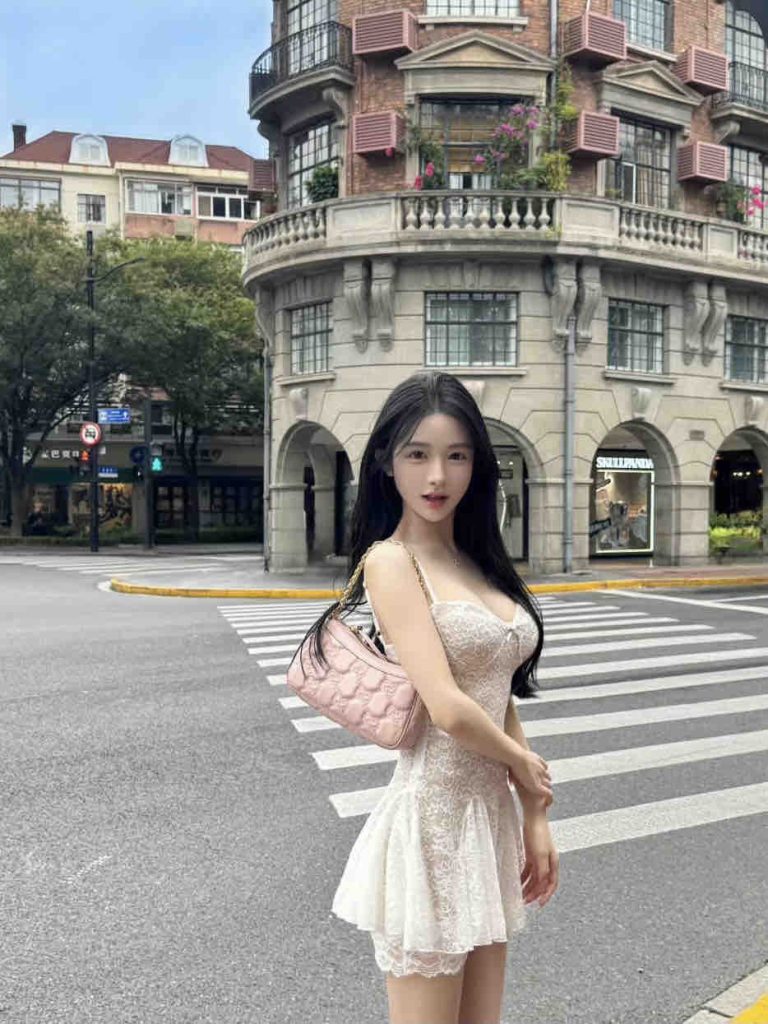 上海外围 170/F纯欲新人 童颜巨乳相关配图